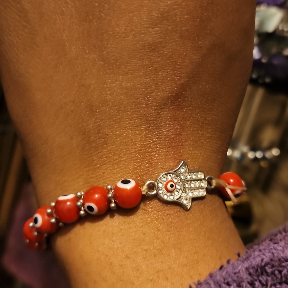 Bracelets - Picture 3 of 5